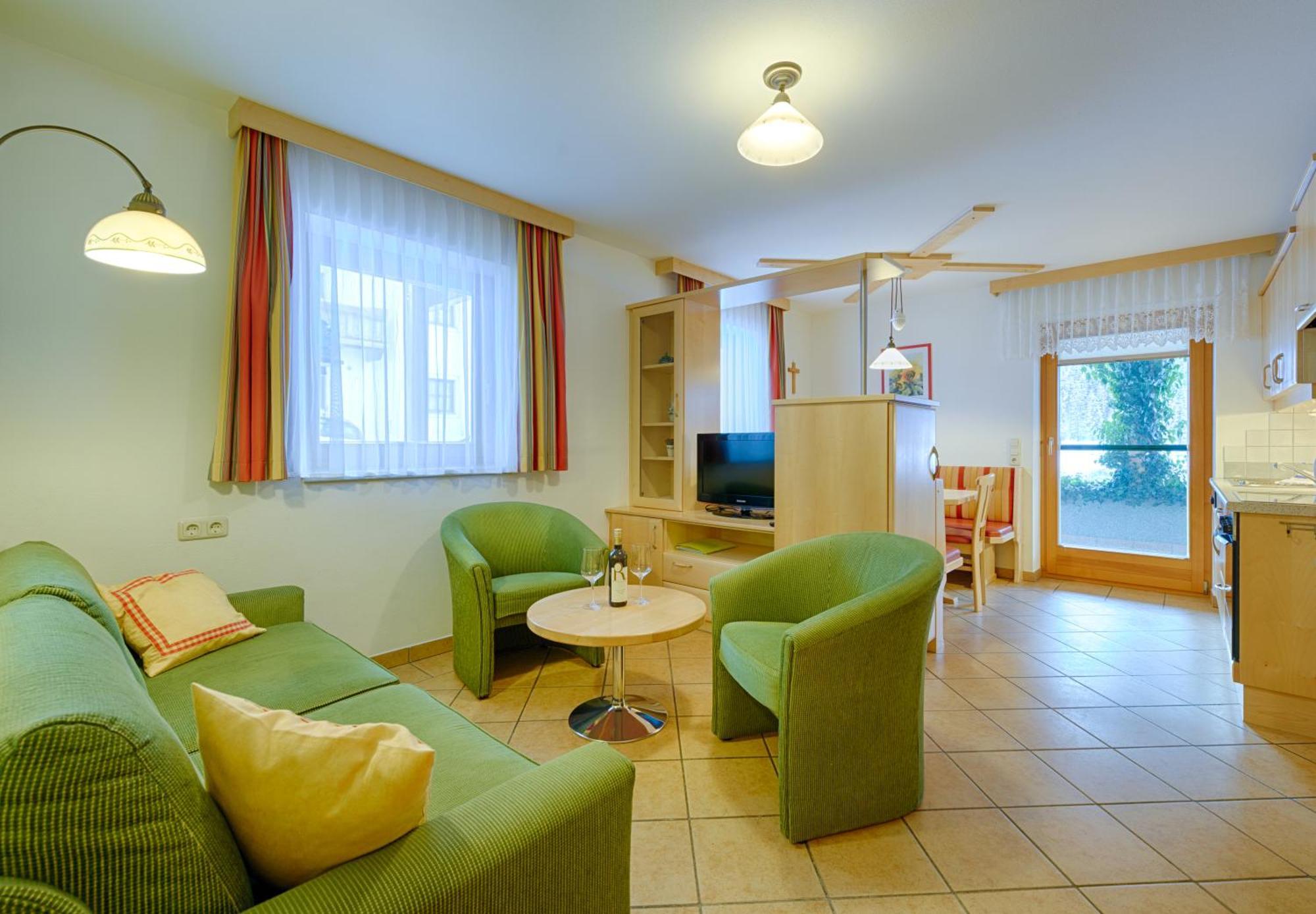 Ferienwohnungen Schwabhof クライナル 部屋 写真