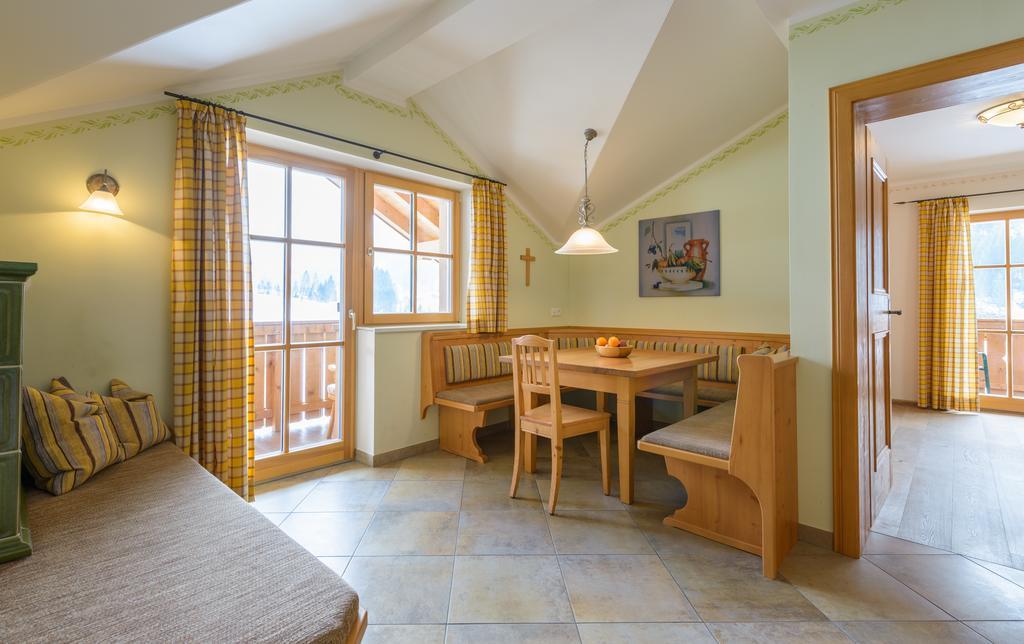 Ferienwohnungen Schwabhof クライナル 部屋 写真